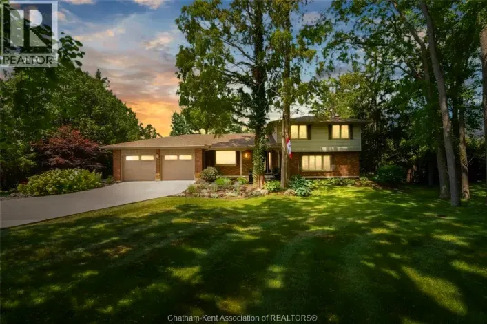 9133 Woodland CRESCENT, Chatham