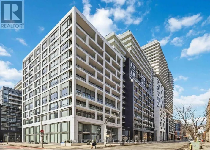 914 SE - 60 PRINCESS STREET, Toronto