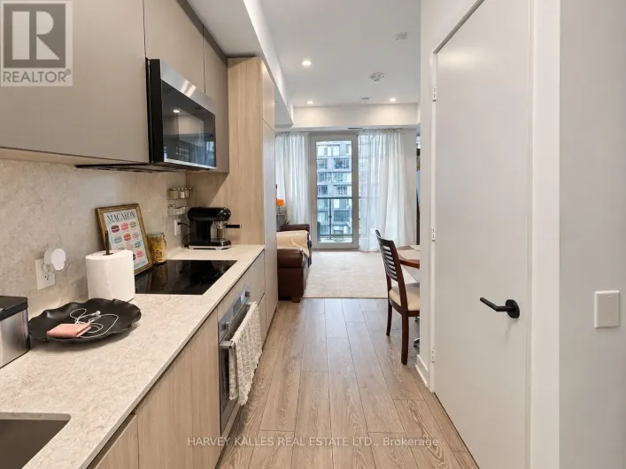 915 - 108 PETER STREET, Toronto