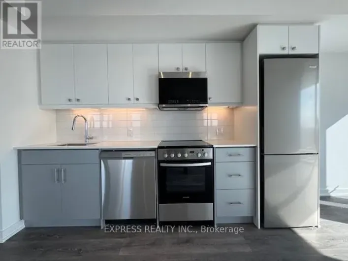 915 - 2 MANDERLEY DRIVE, Toronto