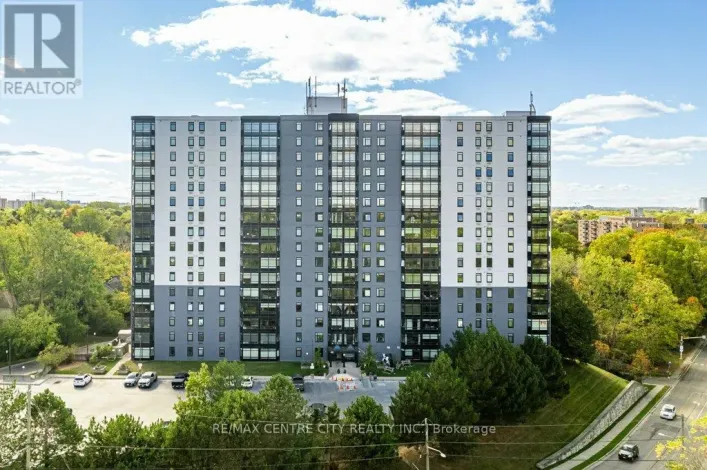 915 - 45 POND MILLS ROAD, London South