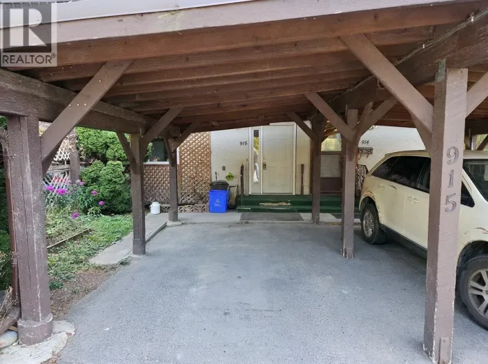Row / Townhouse for sale: 915 Dogwood Street, Creston