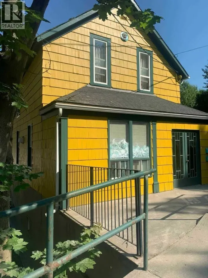 915 Front Street, Nelson