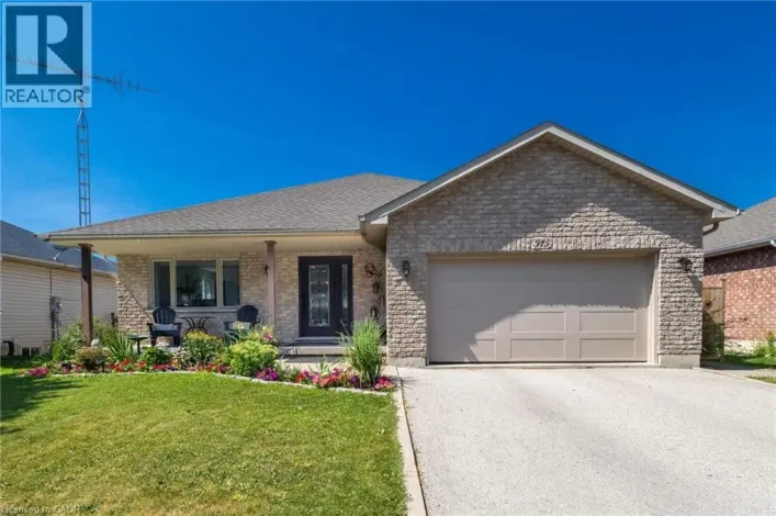 915 ST GEORGE Street, Port Dover
