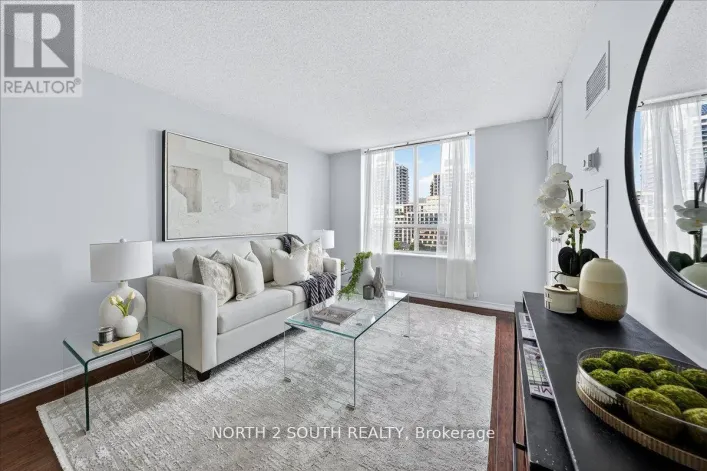 916 - 29 NORTHERN HTS DRIVE, Richmond Hill