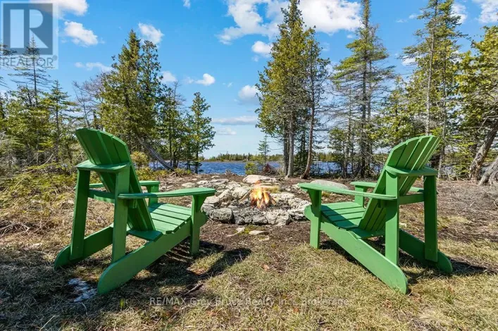 916 DORCAS BAY ROAD, Northern Bruce Peninsula