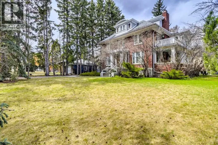 916 Durham Avenue SW, Calgary