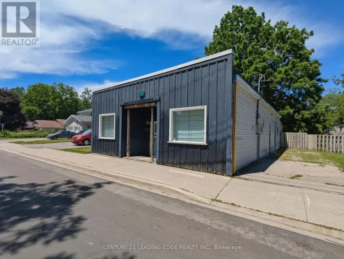 916 LAKE DRIVE E, Georgina