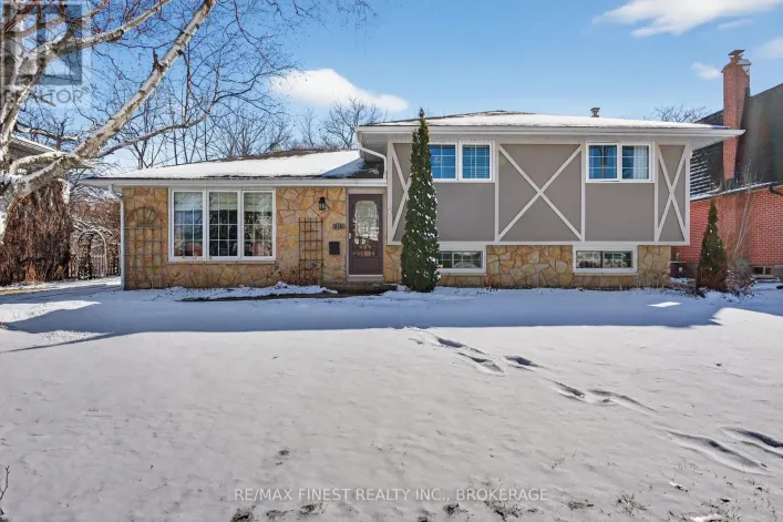 916 PERCY CRESCENT, Kingston