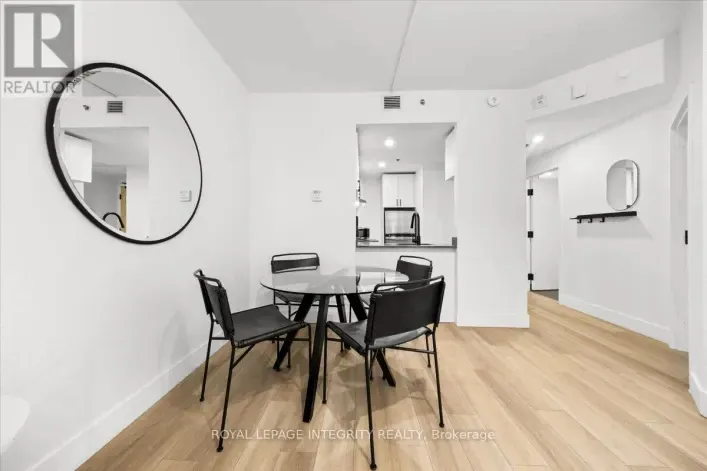 917 - 161 LAURIER AVENUE W, Ottawa