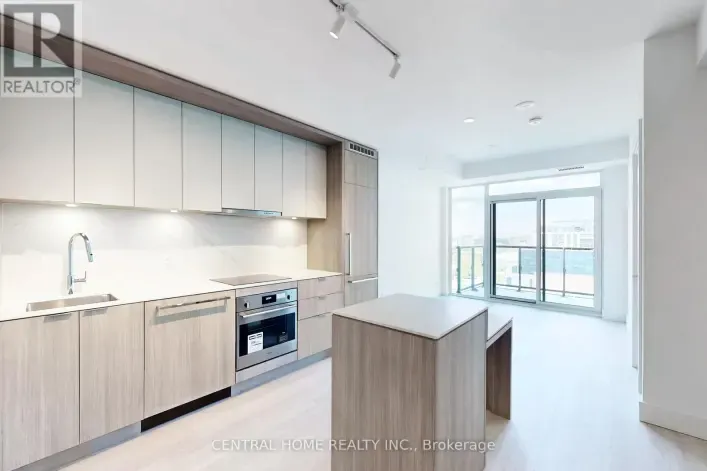 917 - 6 GREENBRIAR ROAD, Toronto