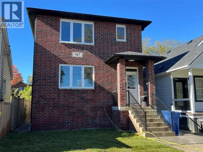 917 Mckay AVENUE Unit# Back Room 2, Windsor