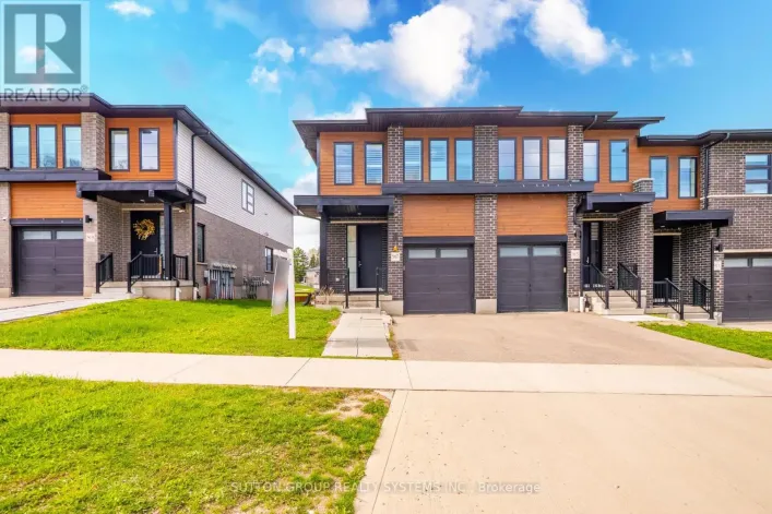 917 ROBERT FERRIE DRIVE, Kitchener
