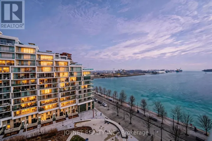 918 - 1 EDGEWATER DRIVE, Toronto