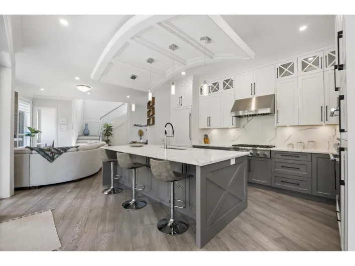 918 163 STREET, Surrey