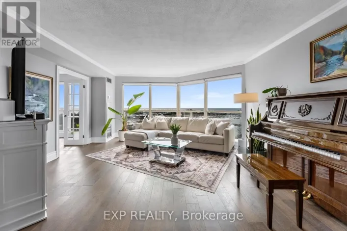 918 - 2261 LAKE SHORE BOULEVARD W, Toronto