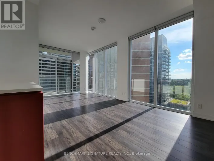 918 - 33 HELENDALE AVENUE, Toronto