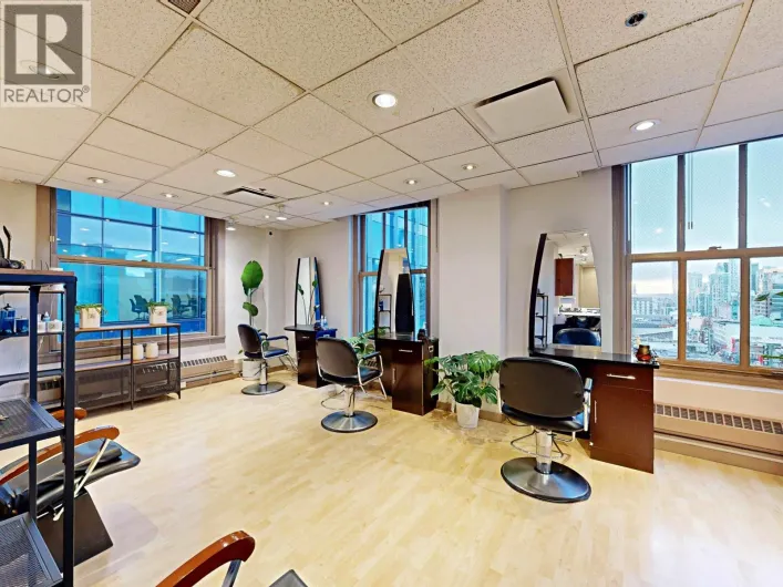 918 736 GRANVILLE STREET, Vancouver