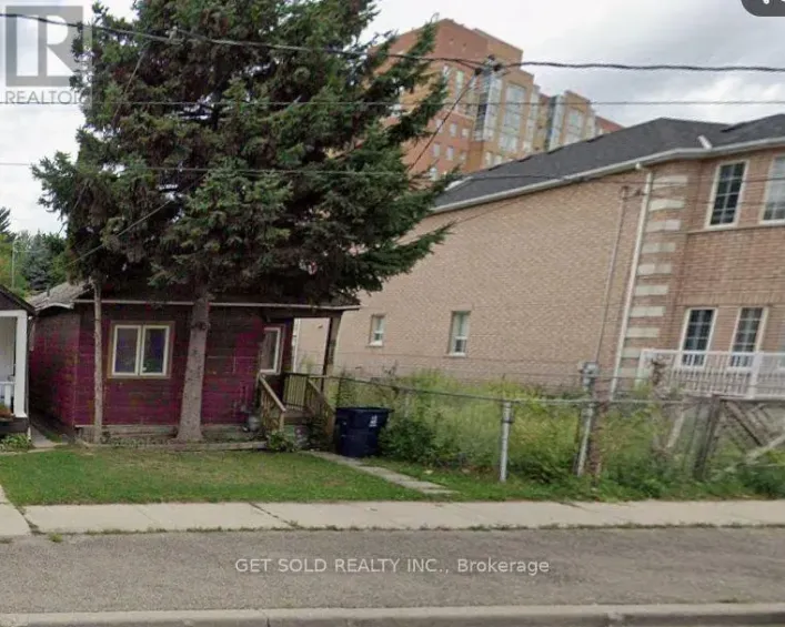 House for sale: 918 KEELE STREET, Toronto
