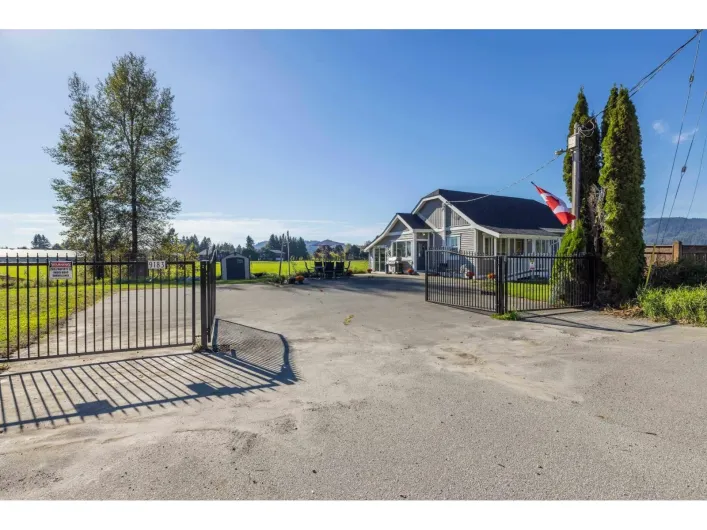 9183 SYLVESTER ROAD, Mission