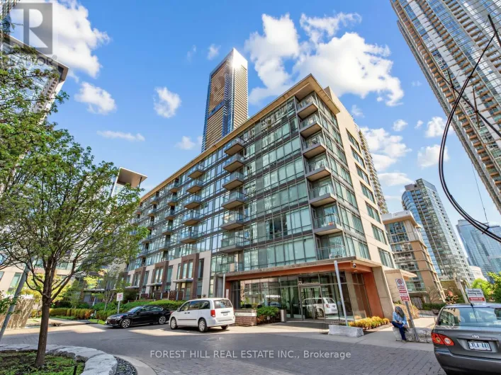 919 - 15 BRUNEL COURT, Toronto