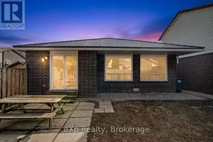 9190 BLENCARN COURT, Windsor