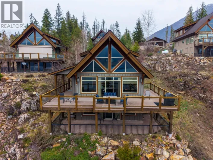 9191 Valhalla View Drive Unit# 3, Nelson