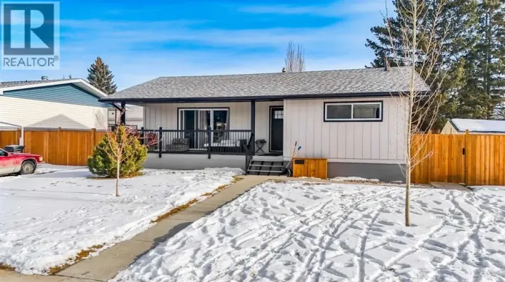 92 2A Street, High River