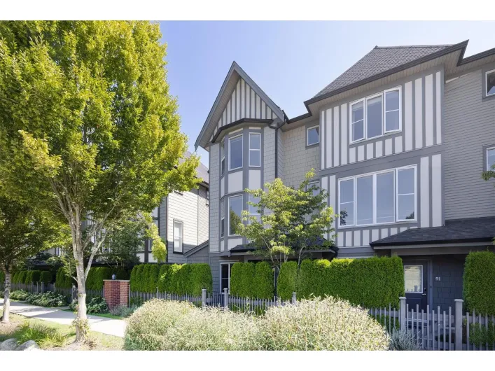 92 8050 204 STREET, Langley