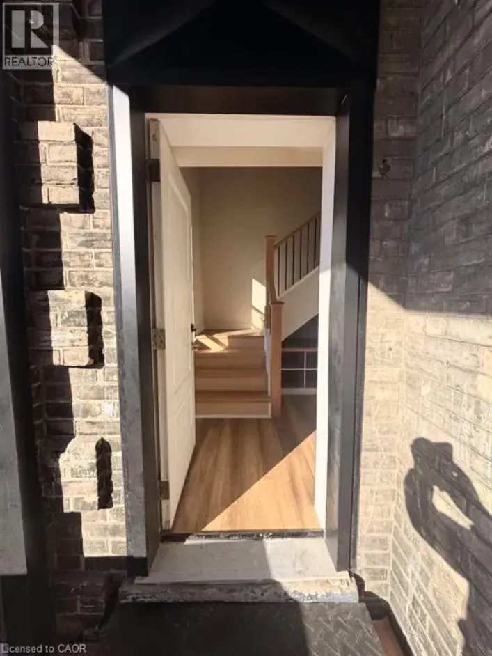 92 ALFRED Street Unit# 4, Brantford