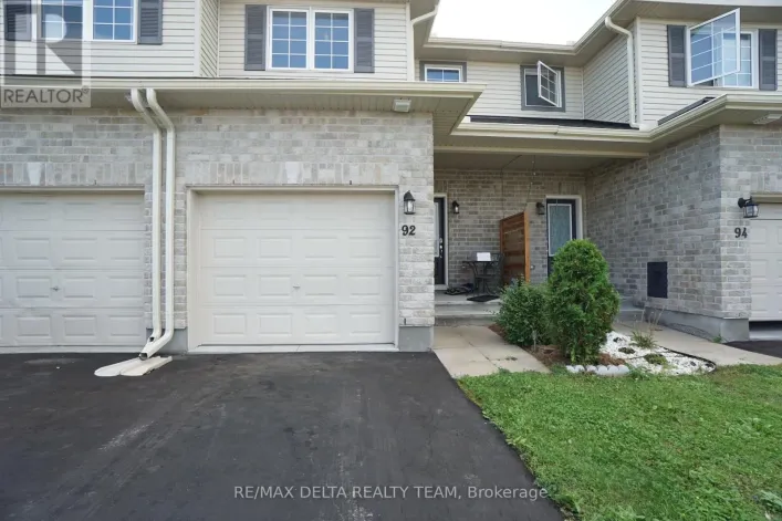92 BELLWOOD DRIVE, Arnprior