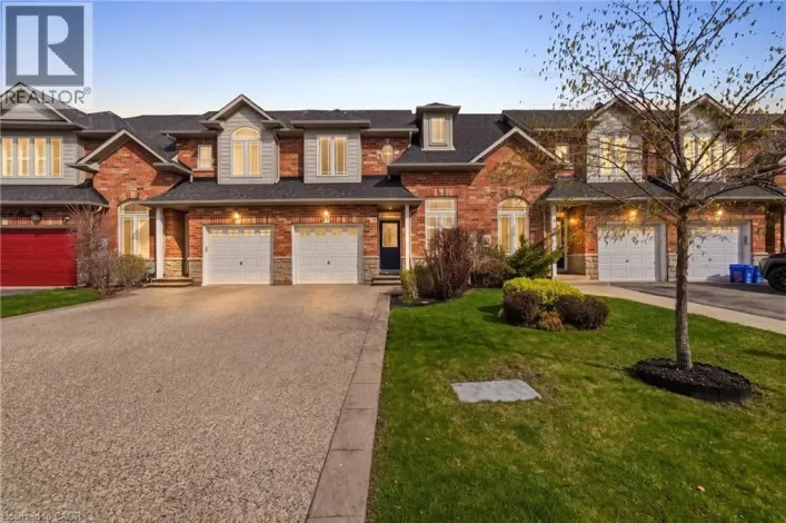 92 BENZIGER Lane, Stoney Creek