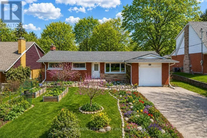 92 BRAESIDE AVENUE, Waterloo
