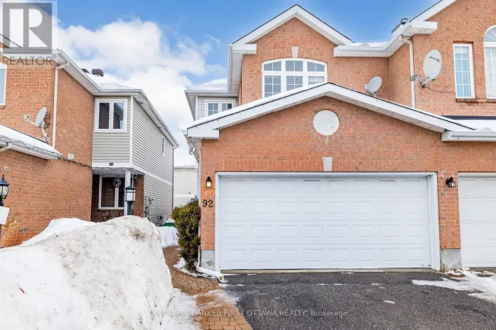 92 DEERFOX DRIVE, Ottawa
