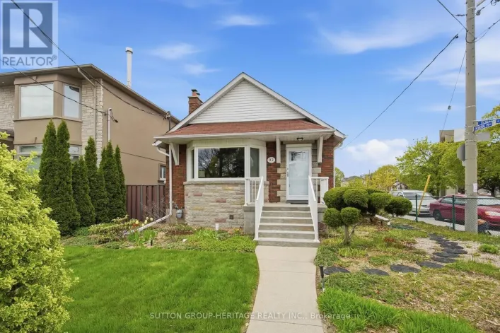92 DURANT AVENUE, Toronto