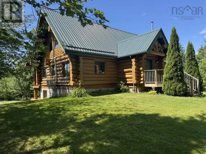 92 Emily Court, Mineville