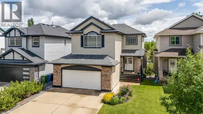 92 Everhollow Way SW, Calgary
