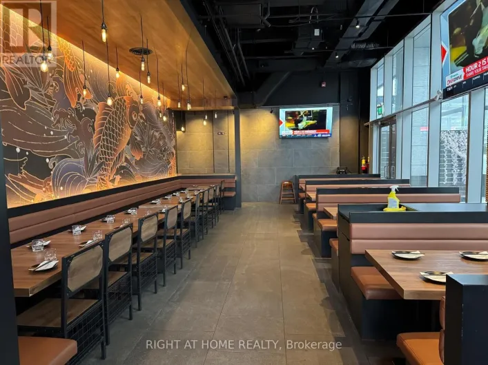 92 FORT YORK BOULEVARD, Toronto