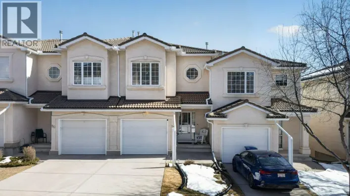 92 Hamptons Link NW, Calgary