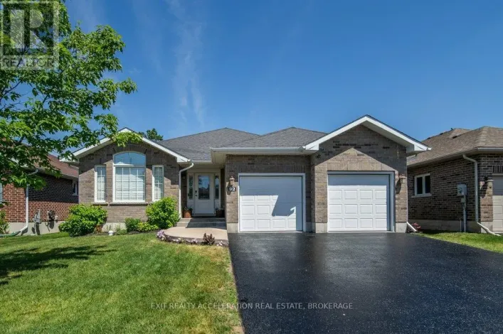 92 HARTWOOD CRESCENT, Greater Napanee