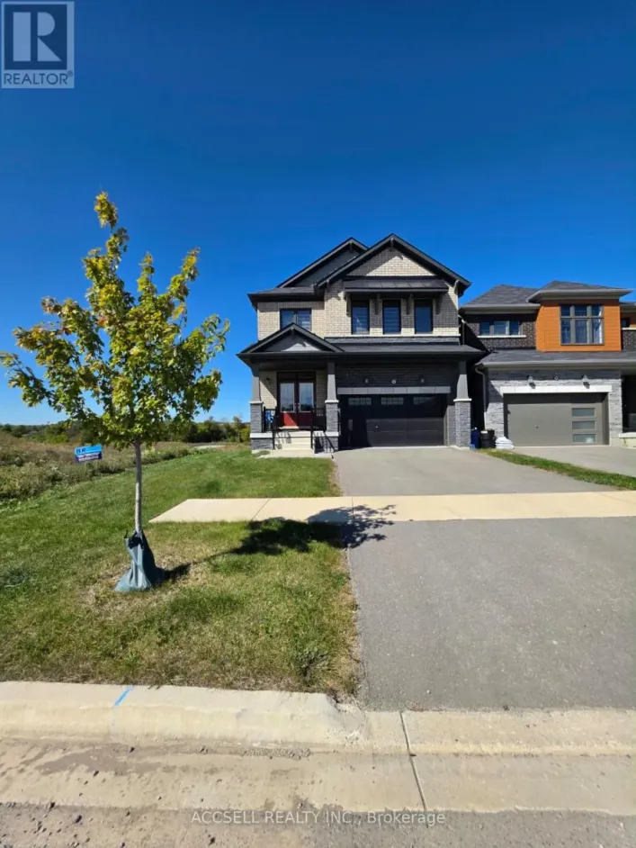 92 HAWICK CRESCENT, Haldimand