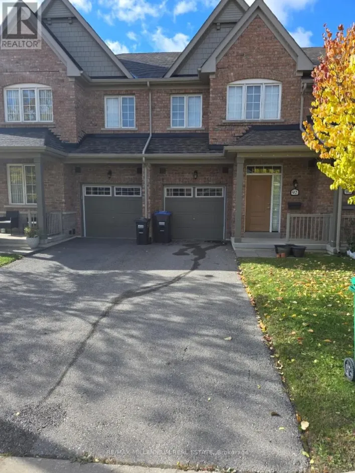 92 HONEYVIEW TRAIL, Brampton