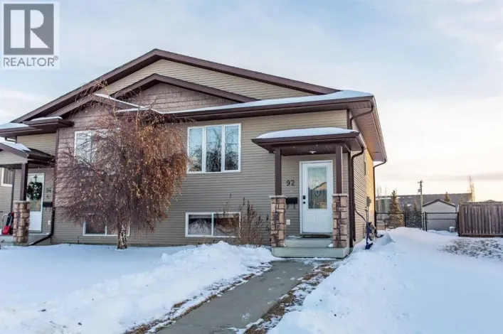 92 Iron Wolf Boulevard, Lacombe