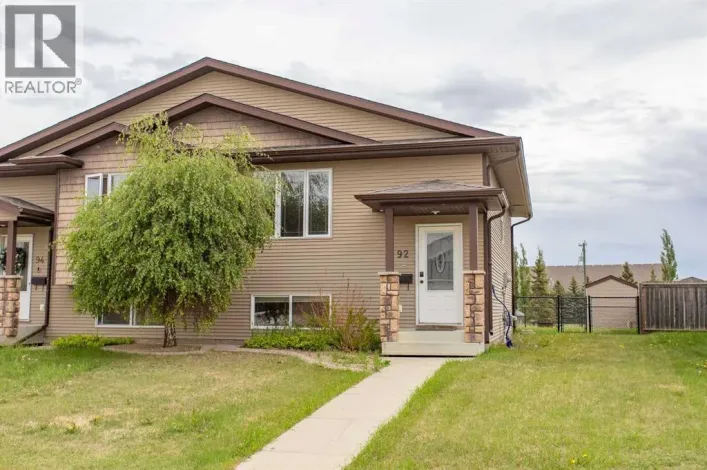 92 Iron Wolf Boulevard, Lacombe