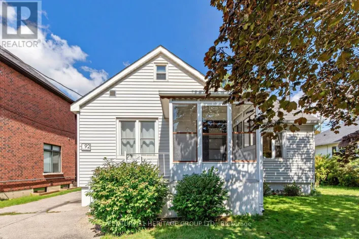 92 KENNEDY STREET E, Aurora