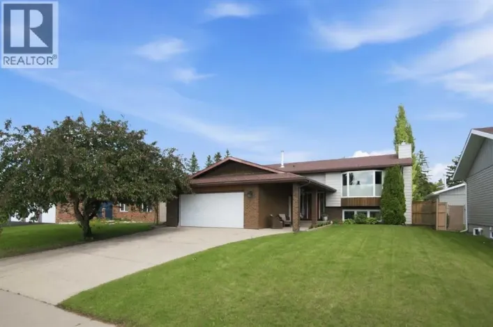 92 Mccullough Crescent, Red Deer