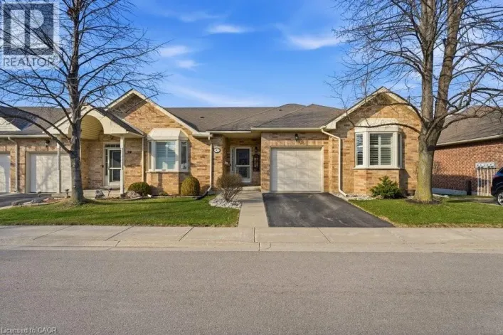 92 NORTHERNBREEZE Street, Mount Hope