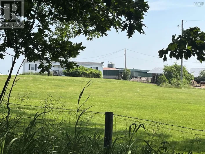 92 Putnam Road, Masstown