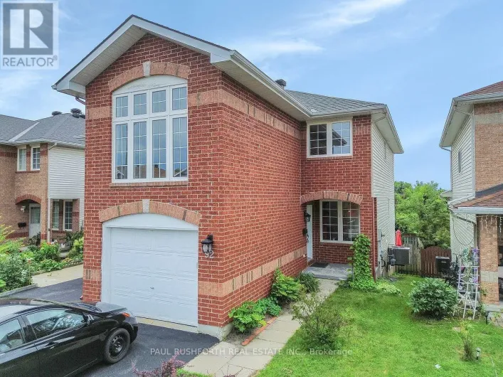 92 SPLINTER CRESCENT, Ottawa