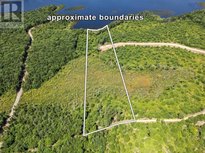 92 Sunshine Drive, Concession